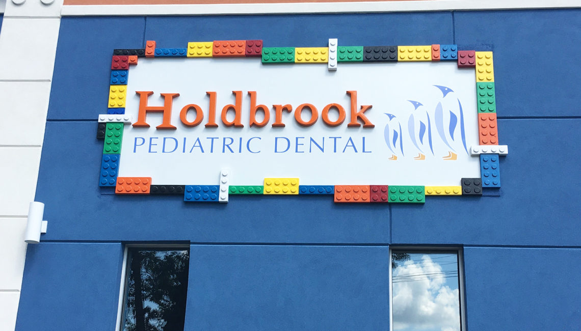 Holdbrook_sign_mini